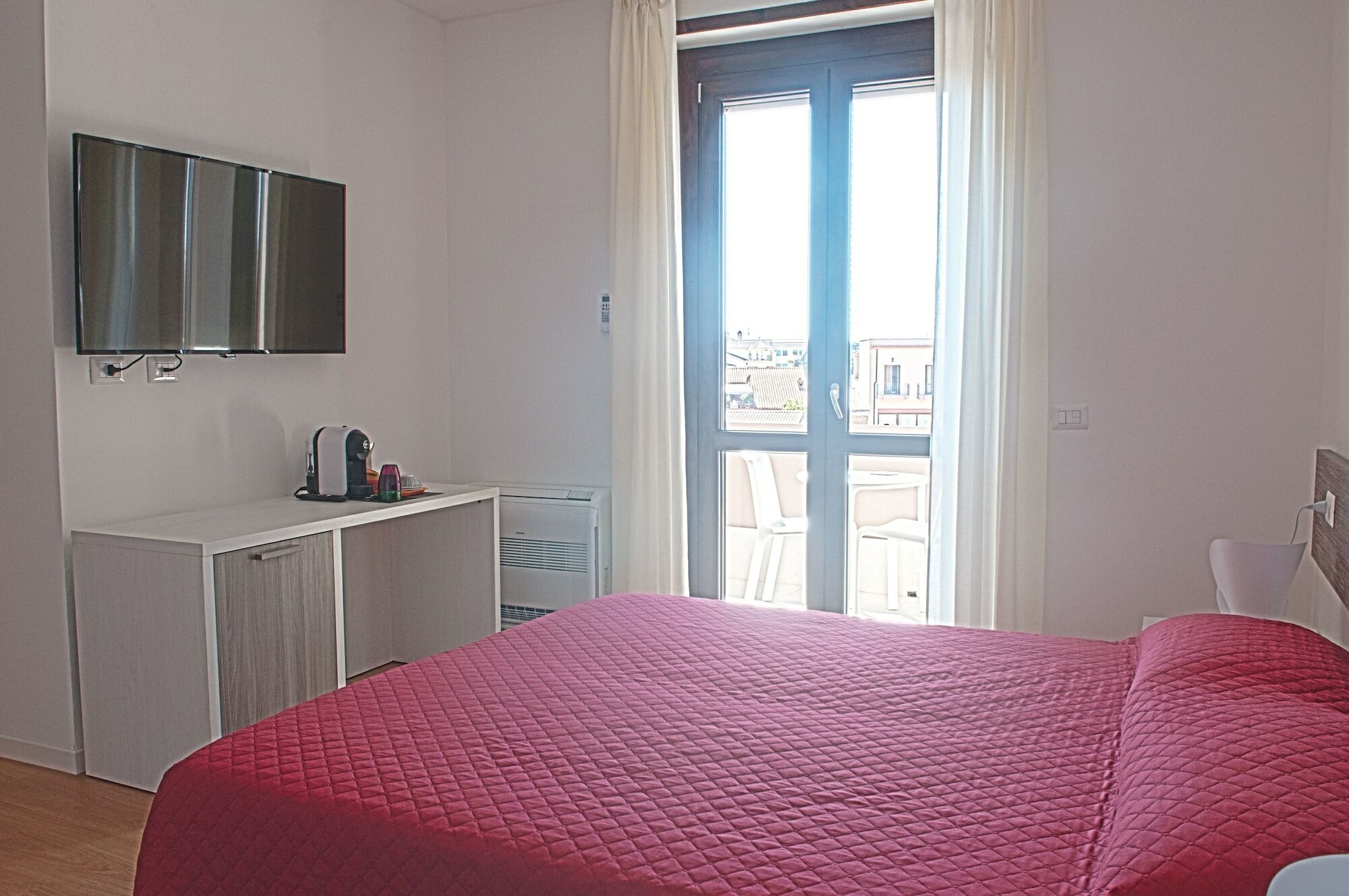 Four Rooms Guesthouse Ористано Екстер'єр фото